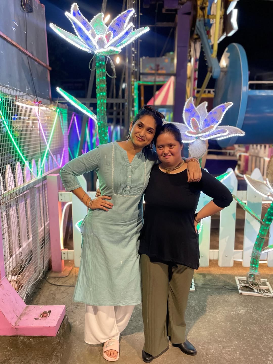 Priyadarshini Indalkar Sister Birthday Celebration