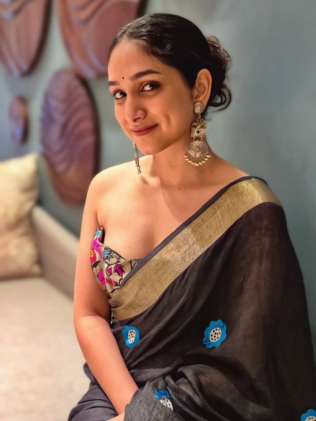 Priyadarshini Indalkar Sister Birthday Celebration