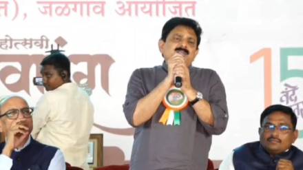 Prize distribution ceremony of the Yuvarang Festival in Jalgaon