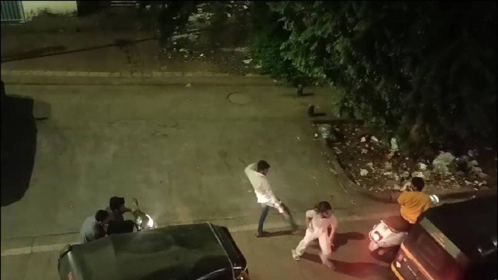 A young woman was beaten up on a busy street in Pune city