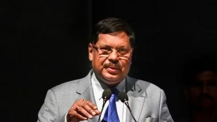 From PM Narendra Modi to Sharad Pawar, leaders react to the attack on Chief Justice of India B. R. Gavai in Supreme Court.