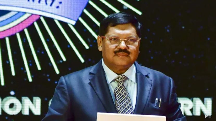 From PM Narendra Modi to Sharad Pawar, leaders react to the attack on Chief Justice of India B. R. Gavai in Supreme Court.