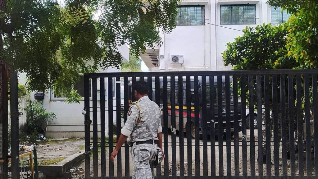 Raid on illegal international call center in Chikalthana MIDC Raid on illegal international call center in Chikalthana MIDC