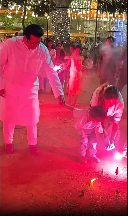 Raj Thackeray Kiaan Thackeray Diwali 2025