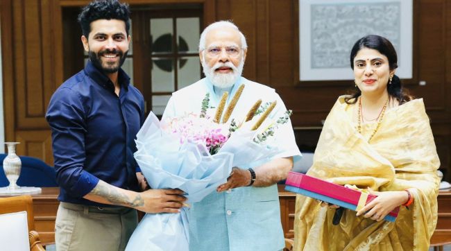 Ravindra-Jadeja-wife-Rivaba-Jadeja-political-career (3)