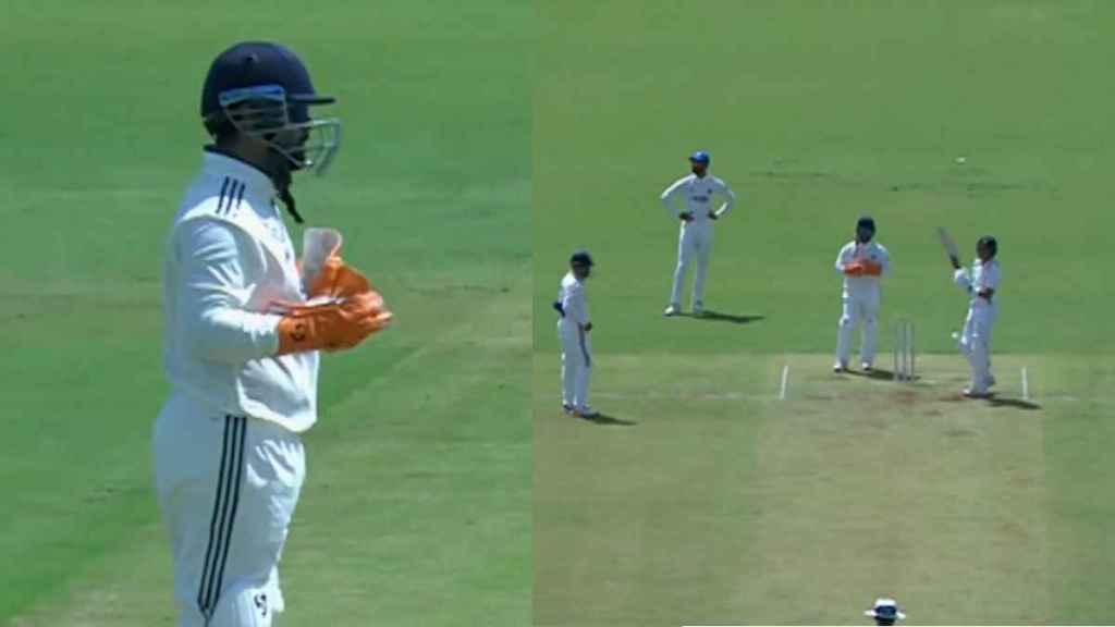 Rishabh Pant Stump Mic Video Goes Viral with India Bowler During IND A vs SA A Rishabh Pant Stump Mic Video Goes Viral with India Bowler During IND A vs SA A
