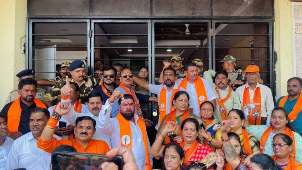Shiv Sena Uddhav Thackeray faction protest on panvel municipal civic road issues corruption