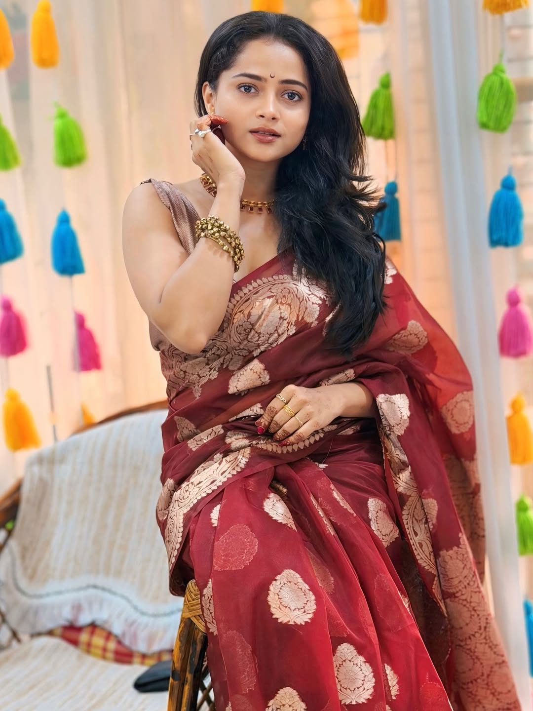 Shivali Parab Maroon Saree Look