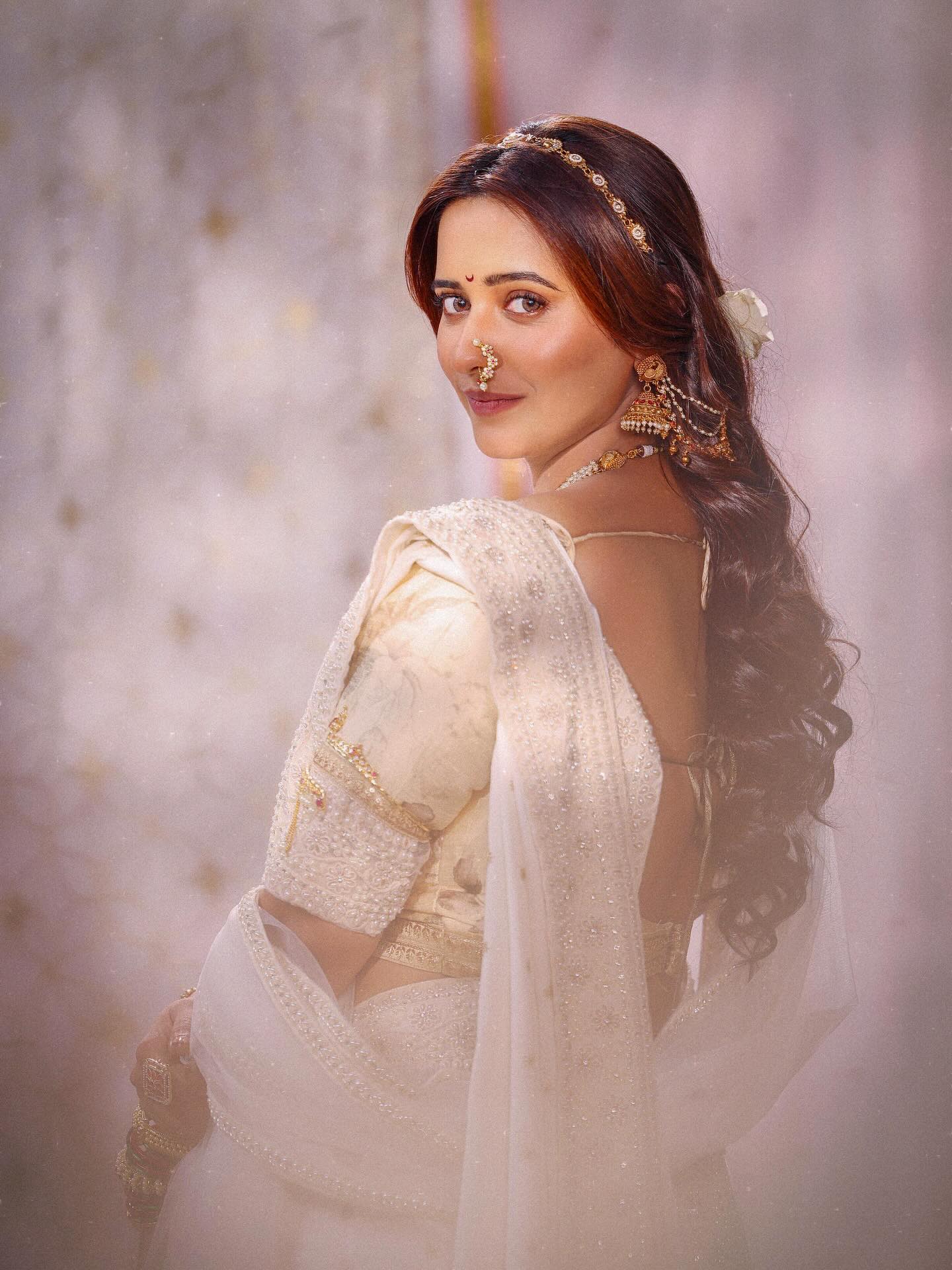 Shivani Surve Diwali 2025 Photoshoot