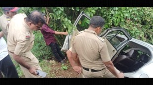 Sindhudurg tilari bridge abandoned car blood stains dodamarg mystery police investigation