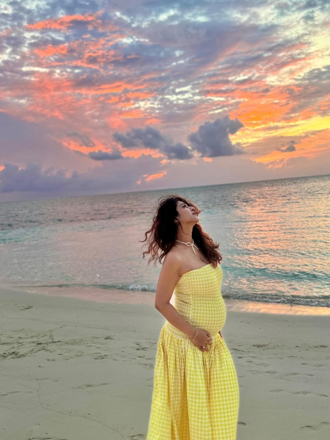 Sonarika Bhadoria maternity Photoshoot