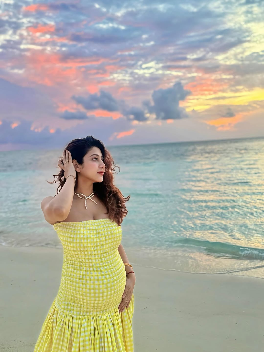 Sonarika Bhadoria maternity Photoshoot