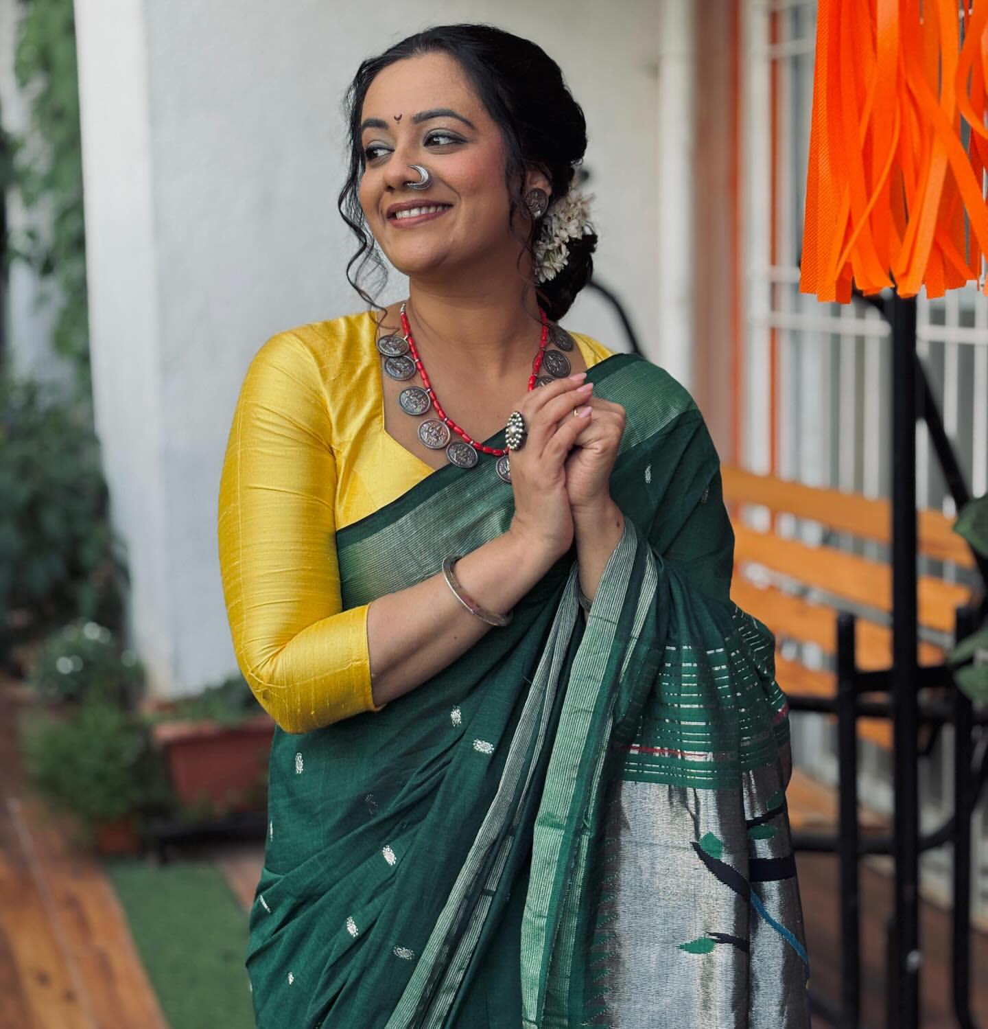 Spruha Joshi Diwali 2025 Look