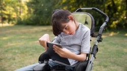 cerebral palsy in Maharashtra: सेरेब्रल पॉल्सीग्रस्त बालकांची वाढती संख्या! उपचार महाग व ग्रामीण भागात सुविधा अपुऱ्या…