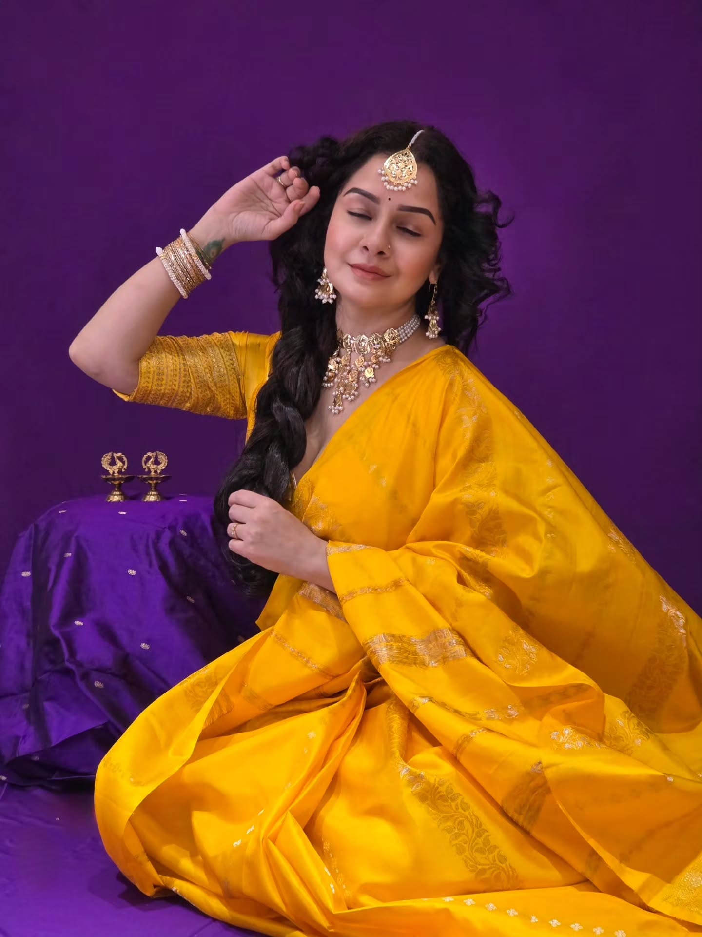 Sukhada Khandkekar Diwali Yellow Saree Look