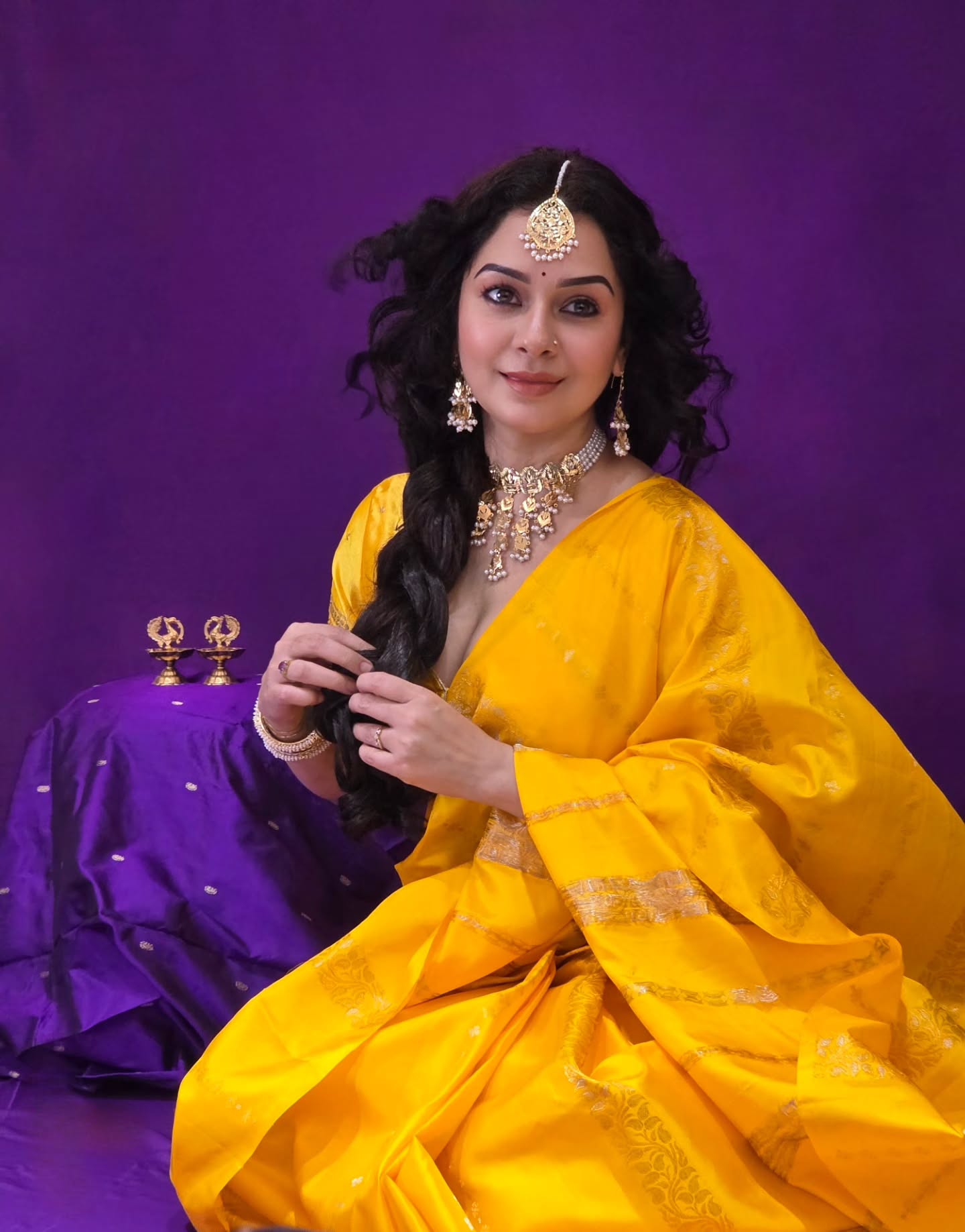 Sukhada Khandkekar Diwali Yellow Saree Look