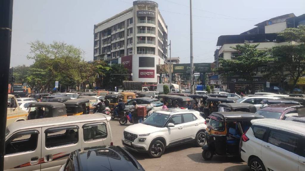Traffic jam in Panvel before Diwali