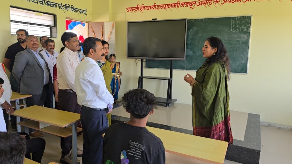Tribal Development Department signs MoU with Physicswala Institute in the education sector