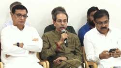 “…तर इलेक्शनपेक्षा सिलेक्शन करून मोकळे व्हा”, उद्धव ठाकरेंचा भर बैठकीत निवडणूक आयुक्तांना टोला; म्हणाले, “कठपुतळी बाहुल्या…”