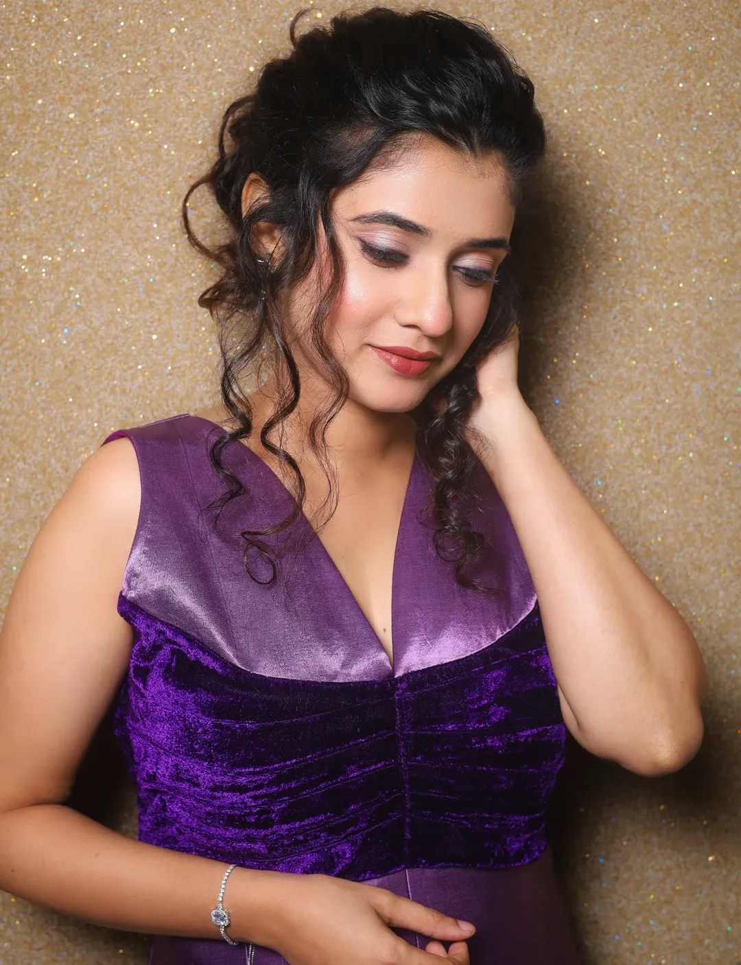Vaishnavi Kalyankar Gaikwad Akshay Kelkar