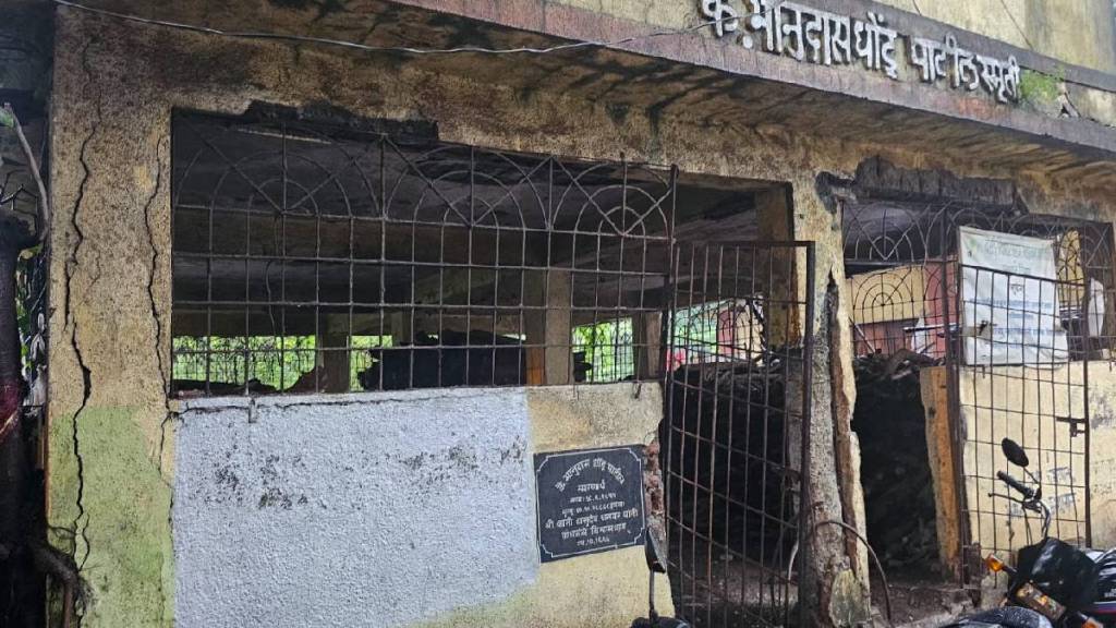 The condition of the crematorium in Vasai is dire; even cremation is difficult