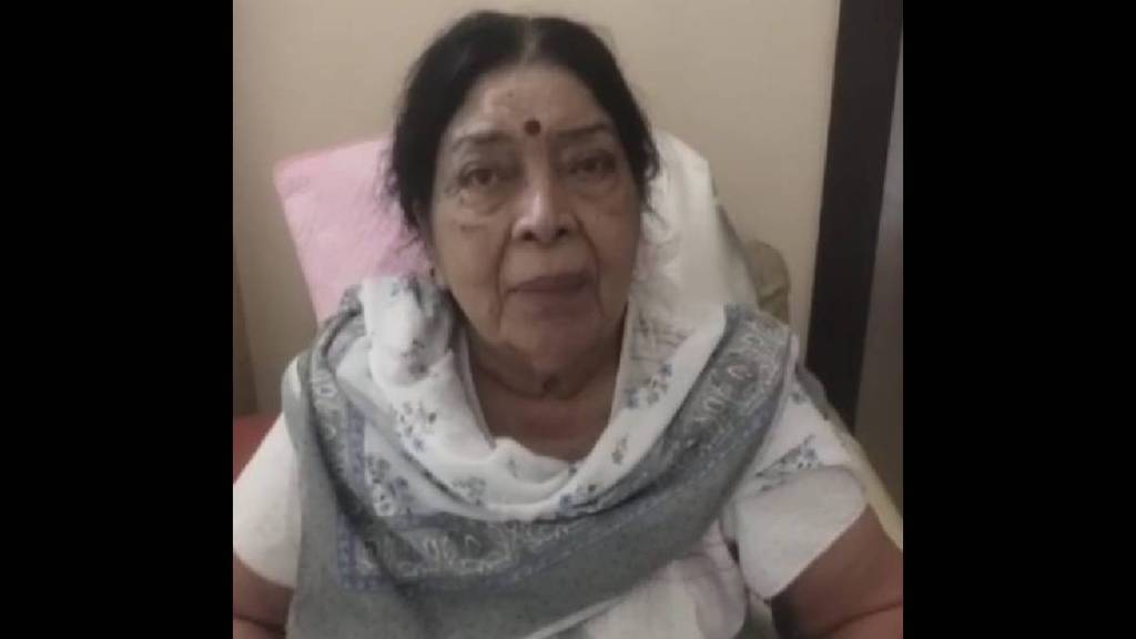 Vasudhatai Deshmukh clarifies the false news of her death Vasudhatai Deshmukh clarifies the false news of her death