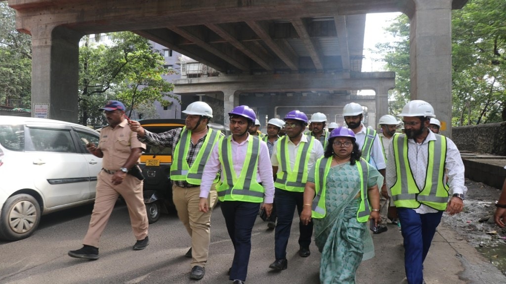 Kalyan West railway station traffic, SATIS project Kalyan, Kalyan flyover construction, railway station traffic improvement, Kalyan traffic congestion solution, Maharashtra railway projects,