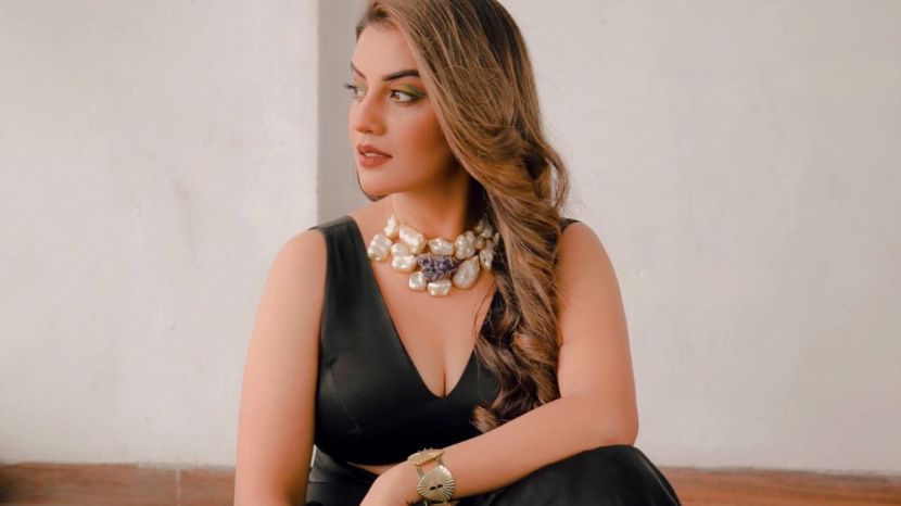 Bhojpuri actress Akshara Singh Likely BJP candidate in Bihar elections 2025