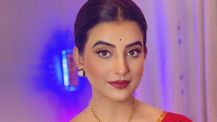 Bhojpuri actress Akshara Singh Likely BJP candidate in Bihar elections 2025