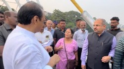 धंगेकर व रासनेसाहेबांना कचऱ्याचे नियोजन करायला सांगा, अजित पवार यांच्याकडे वृद्ध महिलेची  मागणी; अजित पवारांकडून मेट्रो कामाची पाहणी