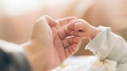 couple undergo genetic testing before having a child