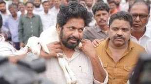 Farmer protest Case filed against 2000 protesters including Bachchu Kadu Raju Shetty