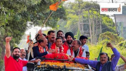 भाजपाने पुरेसे संख्याबळ नसतानाही काश्मीरमध्ये कसा मिळवला विजय? कारण काय? (छायाचित्र दी इंडियन एक्स्प्रेस) भाजपाने पुरेसे संख्याबळ नसतानाही काश्मीरमध्ये कसा मिळवला विजय? कारण काय? (छायाचित्र दी इंडियन एक्स्प्रेस)