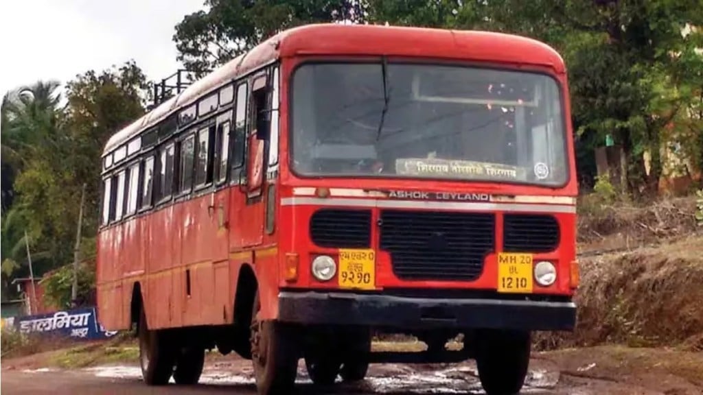 Dispute over the location of Shrirampur bus stand meeting in Mumbai