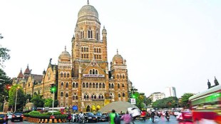 mumbai health workers demand diwali gift
