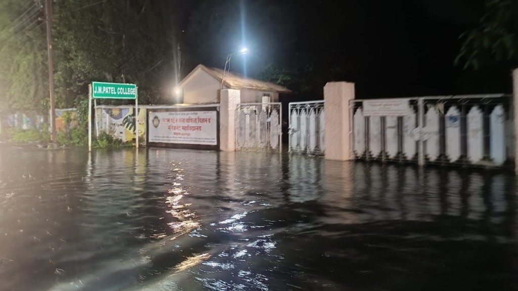 bhandara miskin tank wall broken news in marathi