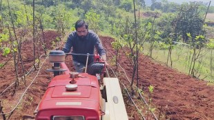 eknath shinde in satara dare village