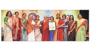 medha Patkar loksatta durga award