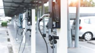 Construction of 8 charging stations for electric vehicles in Navi Mumbai