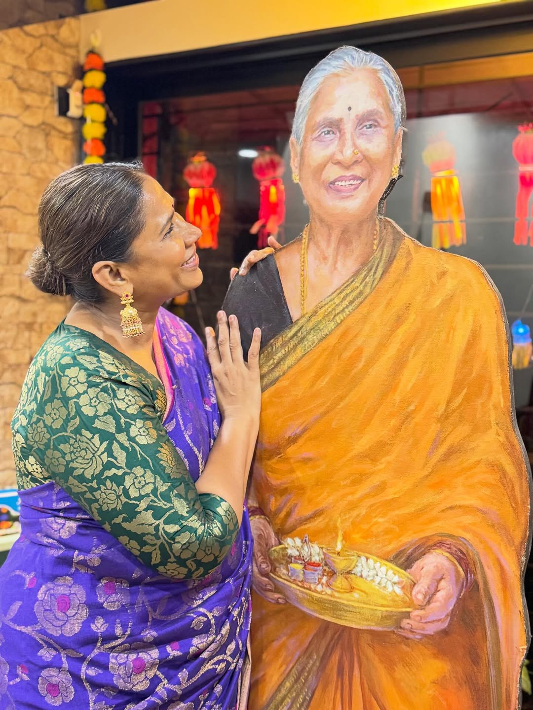 chhaya kadam mother statue