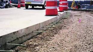 लवकरच रस्ते कॉंक्रीटीकरण पुन्हा सुरू ; अर्धवट स्थितीतील ५७६ रस्त्यांना प्राधान्य - नागरिकांच्या सोयीचाही विचार होणार