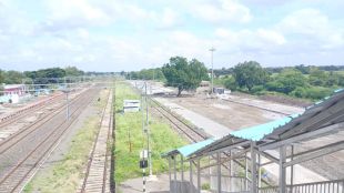 construction circulating area begins yeola to ease agricultural freight loading