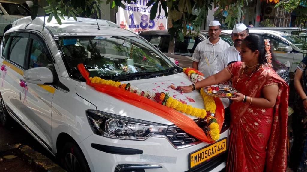 Dussehra 2025 in Thane Large scale shopping on the occasion