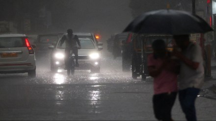 diwali rain hits thane badlapur floods cloudburst