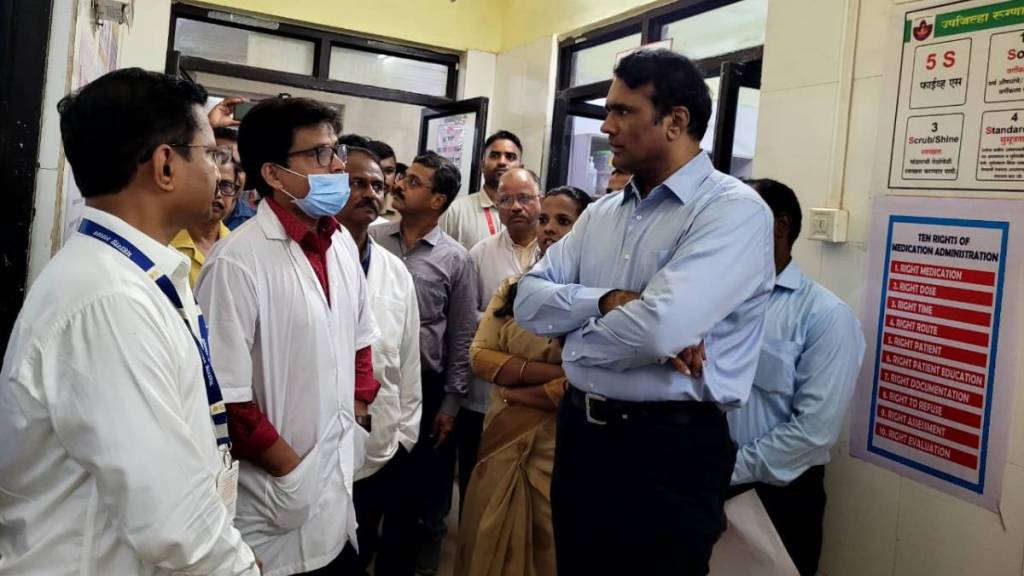 health secretary visit in Sawantwadi sub district hospital