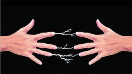 mother and son dies after touching a live wire in bhandara