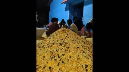 farmers maha elgar protest by cooking chiwda farmers maha elgar protest by cooking chiwda