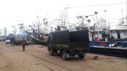 कोकणात शेती पाठोपाठ मच्छी व्यावसायाला वादळी पावसाचा फटका; रत्नागिरी जिल्ह्यातील कोट्यावधीची उलाढाल थांबली