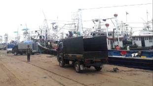 After agriculture, fishing industry in Konkan hit by stormy rains