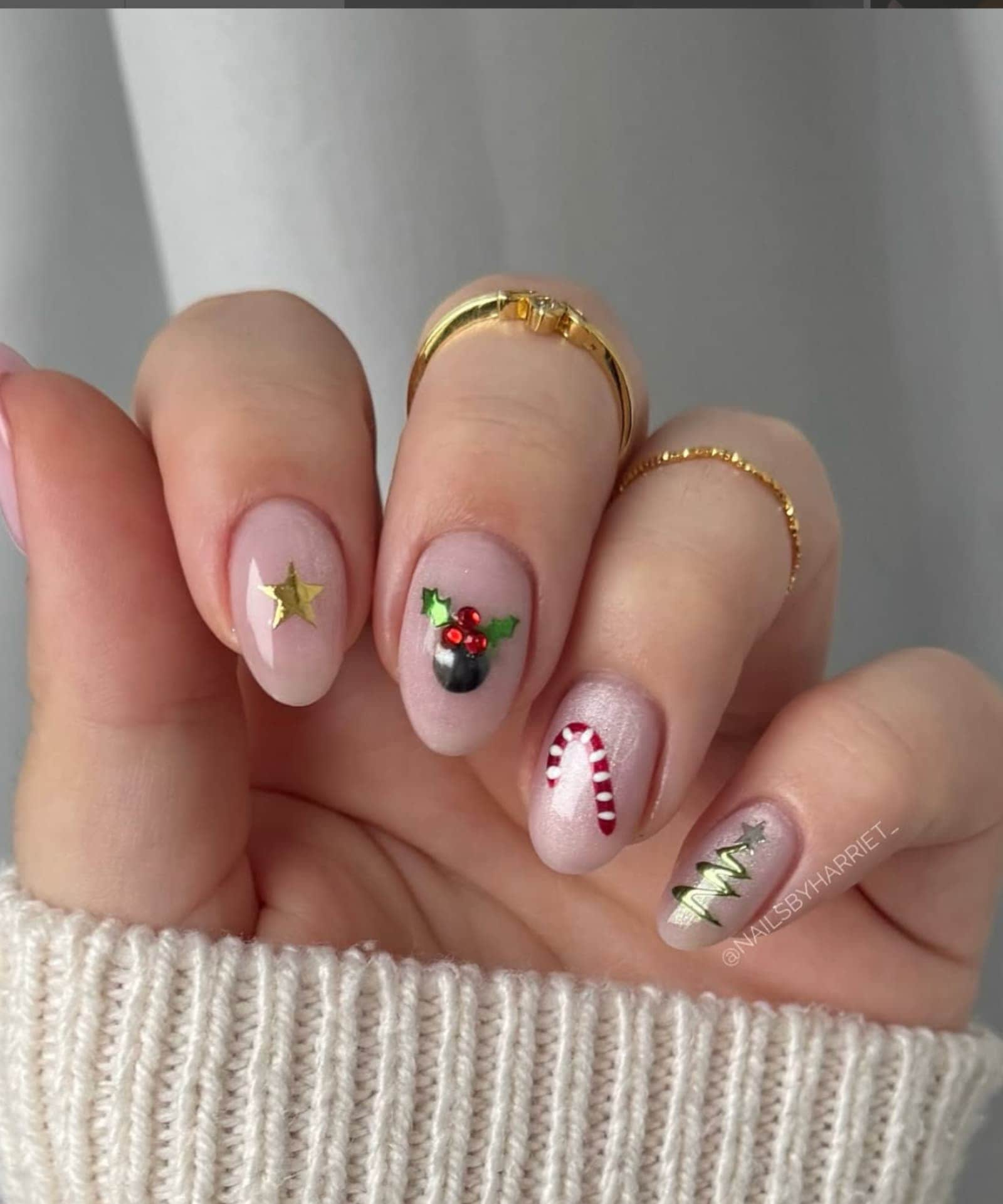 nails